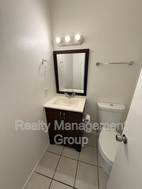 Santee Condo: 9846 Mission Viejo Ct