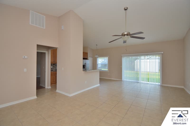 Palm Coast House: 69 Kashmir Trail