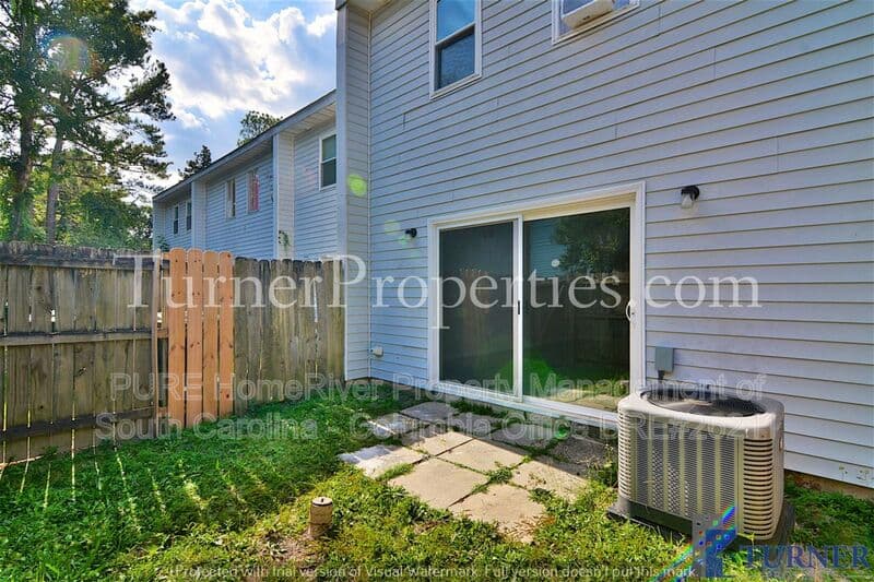 Columbia House: 308 Percival Rd