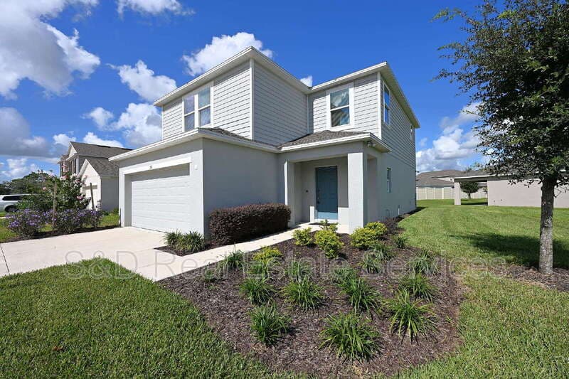 Haines City House: 152 Brinsmead Rd
