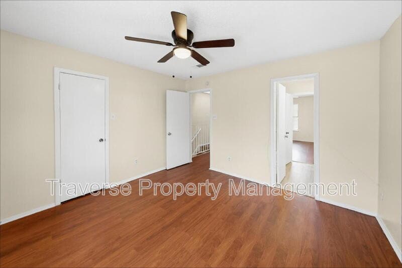 Arlington House: 1008 Bland Dr
