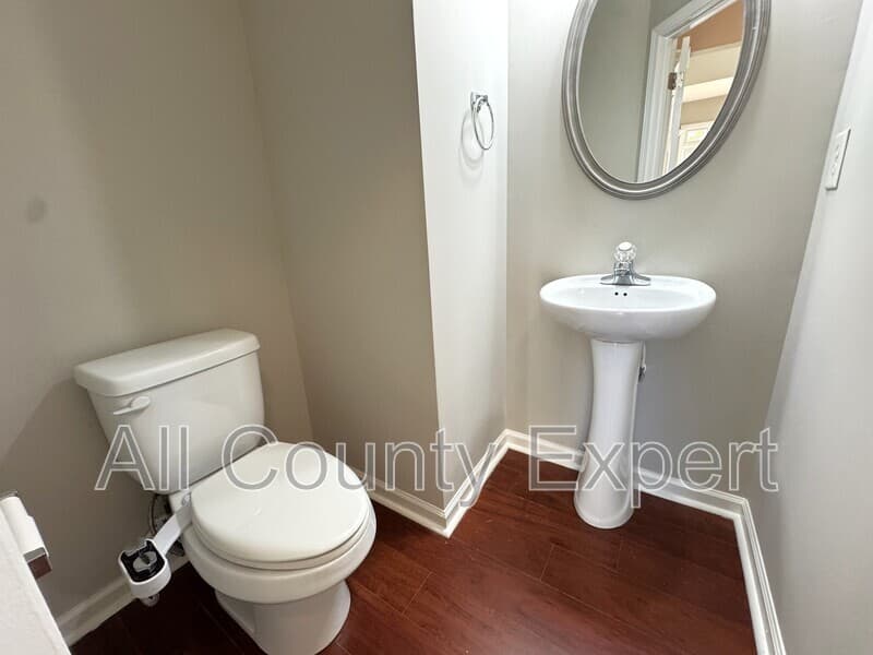 Cumming House: 3665 Crowchild Drive