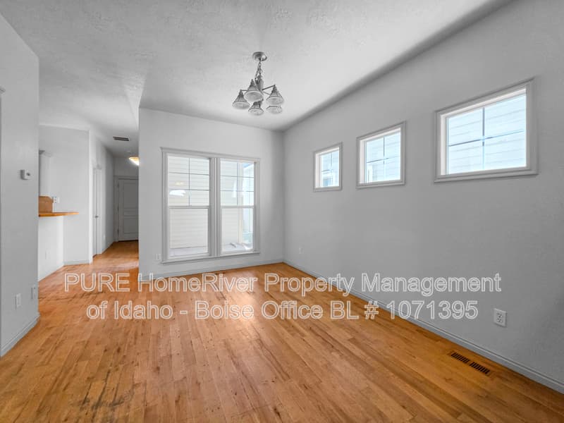 Boise House: 419 W Hale St