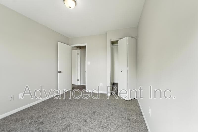 Nottingham Townhome: 1 Jack Pine Place