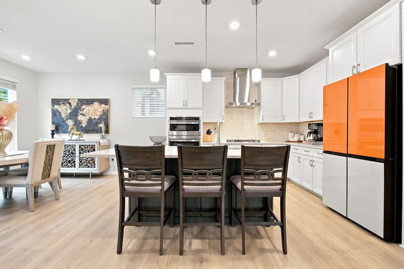 Raleigh House: 7701 Litcham Drive