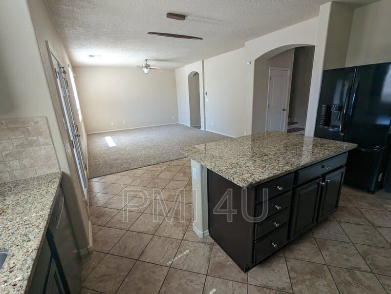 Albuquerque House: 2035 Ferndale DR SE