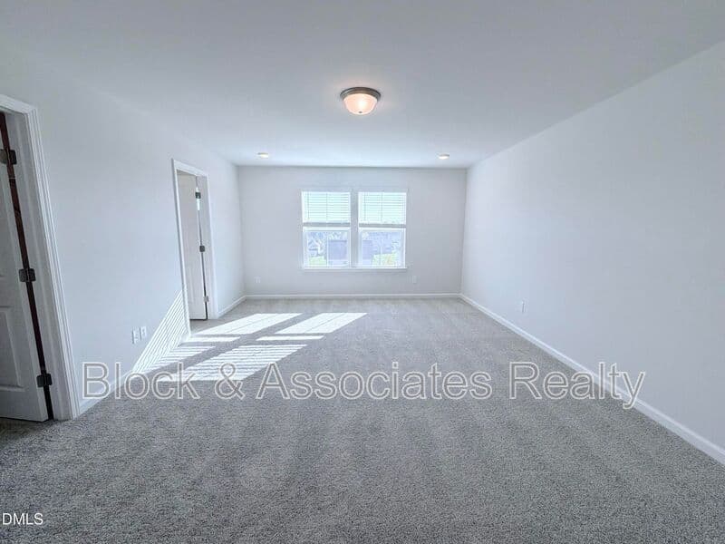Durham House: 3230 Pelican Lane