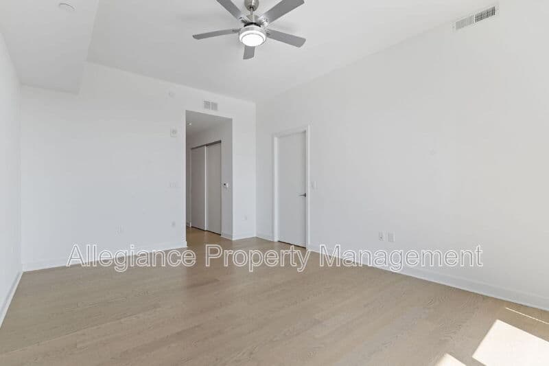 Mclean House: 1650 Silver Hill Dr