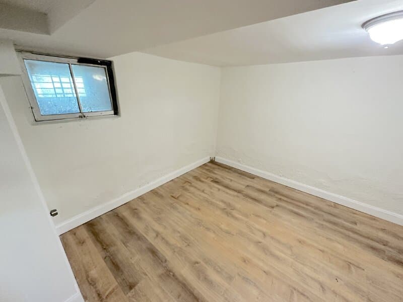 Baltimore Townhome: 605 Harding Place