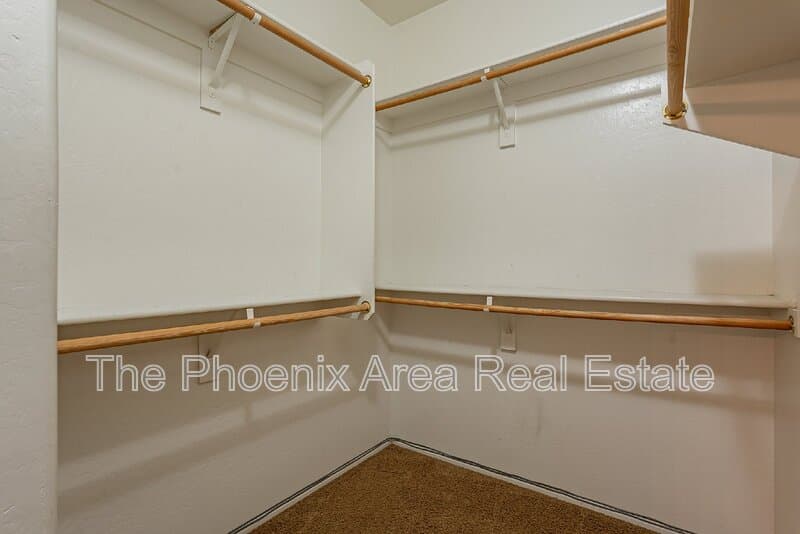 Maricopa House: 44626 W Yucca Ln