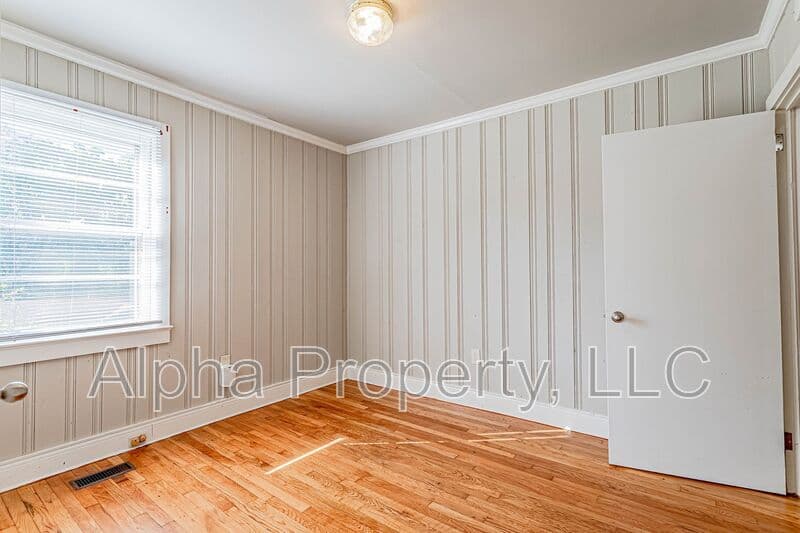 Greenville House: 14 Melvin Drive