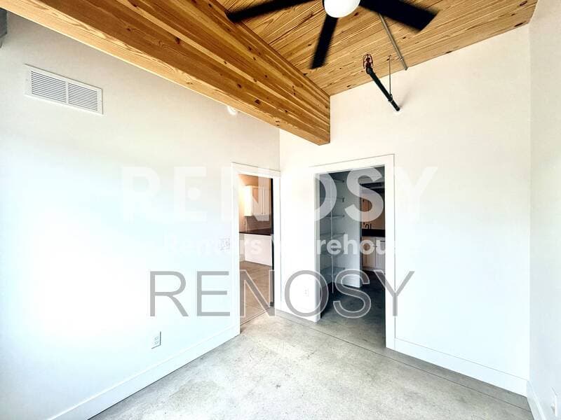 Des Moines Condo: 2701 Ingersoll Ave