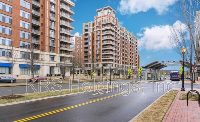 Arlington Condo: 3600 S Glebe Rd Unit