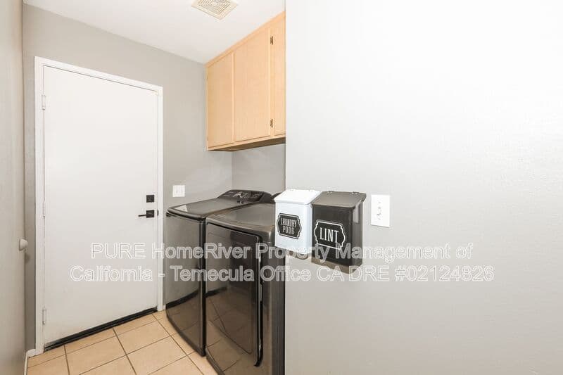Twentynine Palms House: 71566 Florida Dr