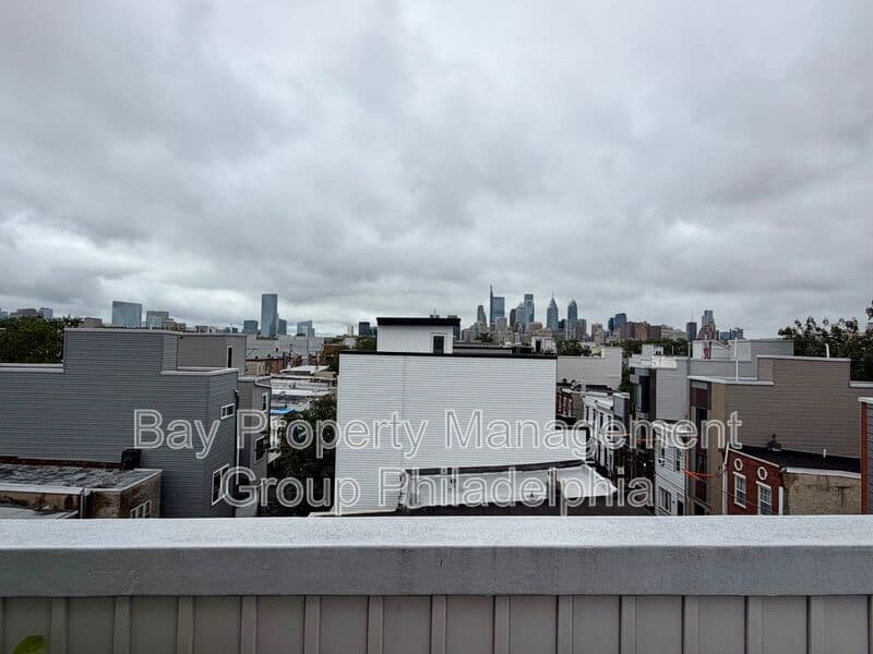 Philadelphia House: 1546 S Lambert St