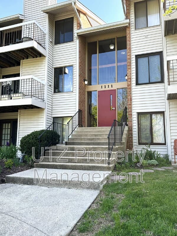 Glen Burnie Condo: 1111 Castle Harbour Way