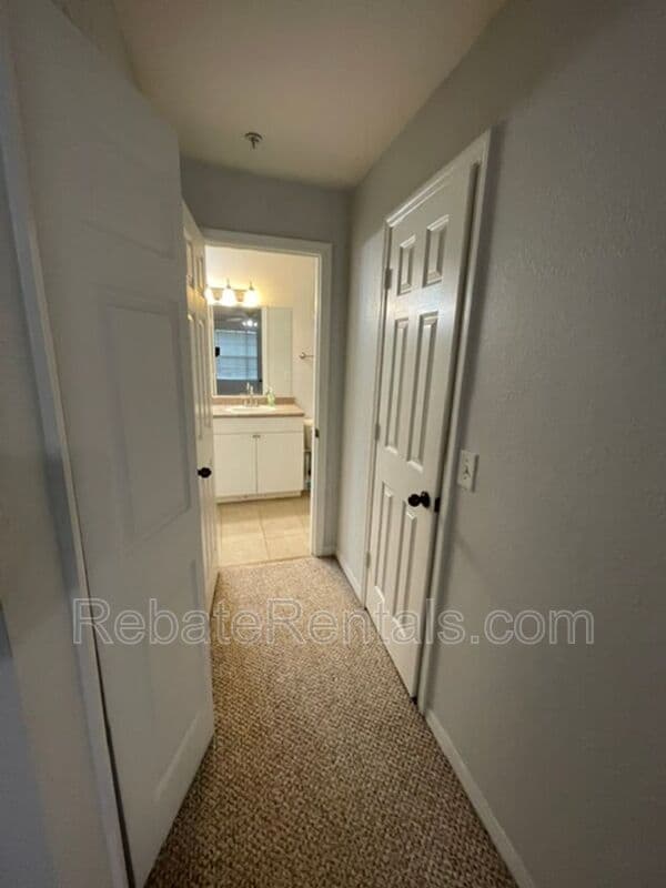 Jacksonville Condo: 10961 Burnt Mill Road