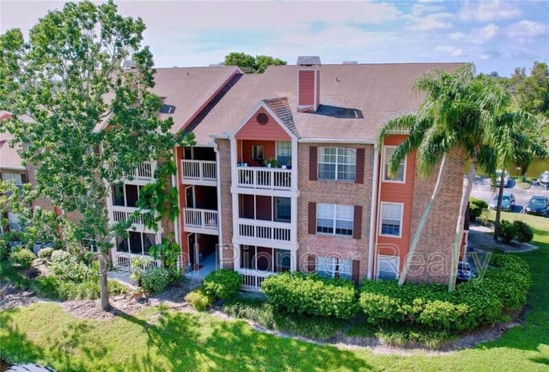 St Petersburg Condo: 10200 Gandy Blvd N