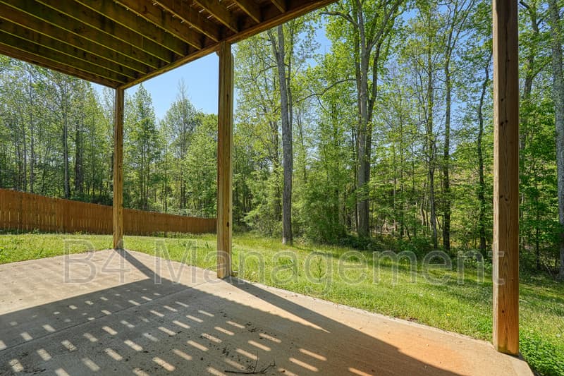 Inman House: 151 Harvest Ridge Drive