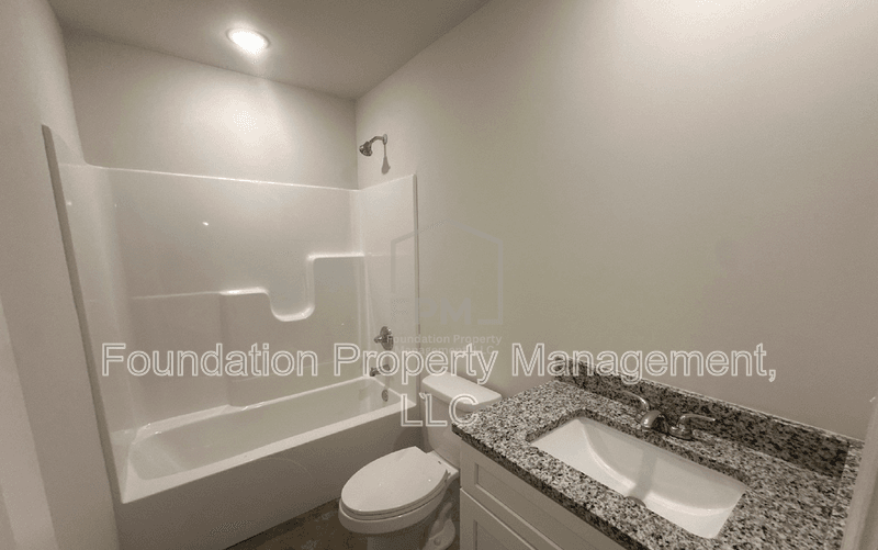 West Memphis House: 313 Westree Street