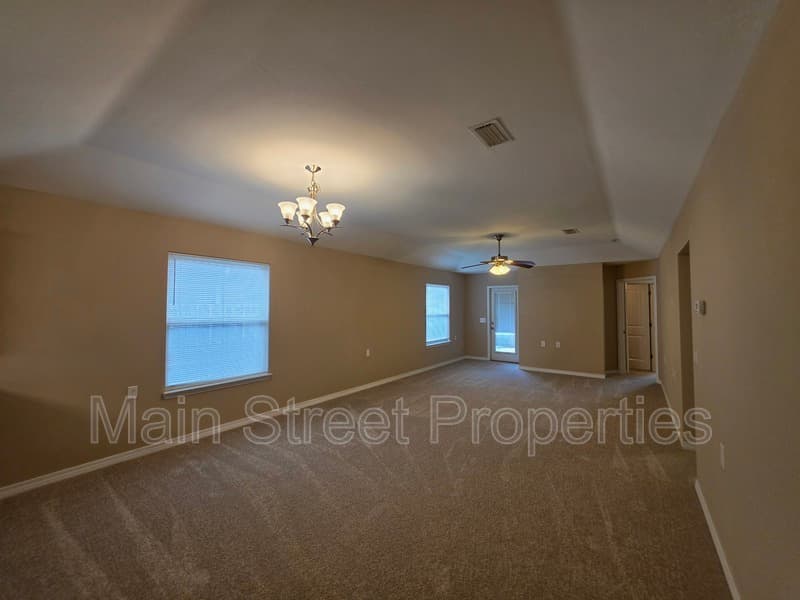 Pace House: 5794 Corkscrew Ct