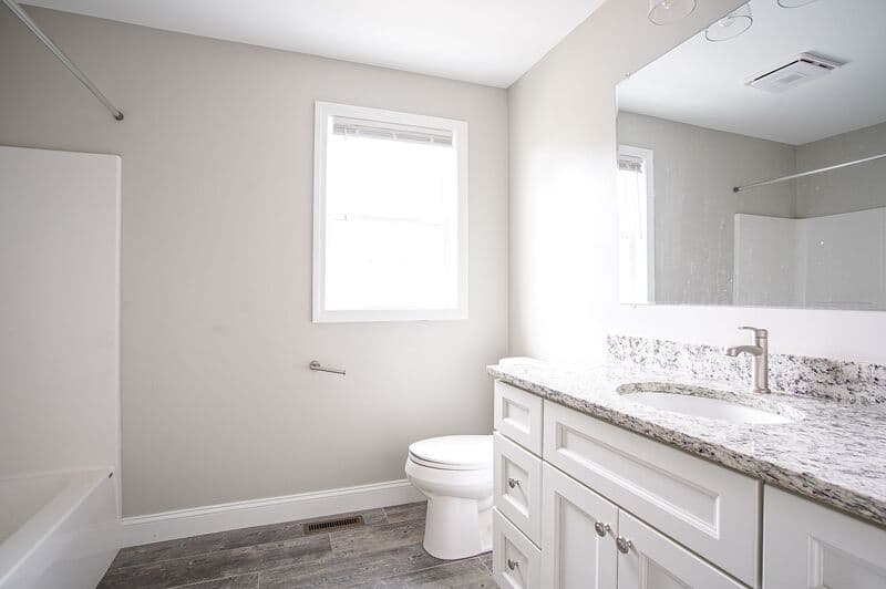 Holyoke Condo: 2 Vernon St