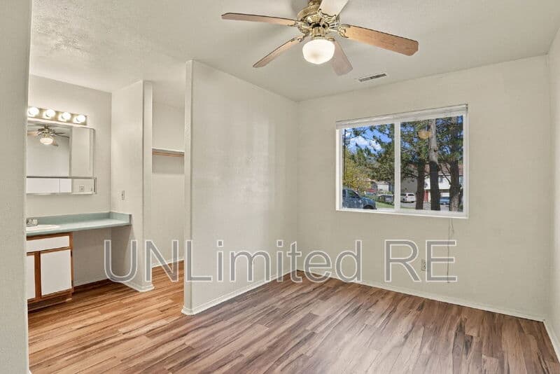 Flagstaff Condo: 25 S Maricopa St
