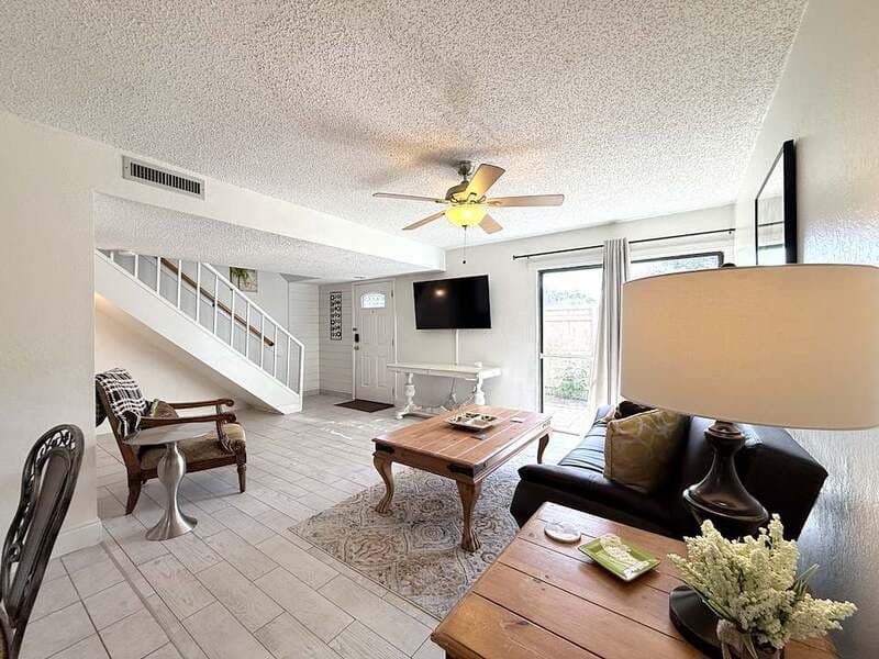 Temple Terrace Townhome: 8645 Lake Isle Drive - 1