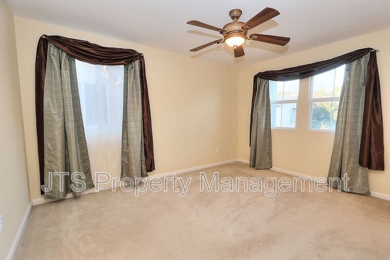West Sacramento House: 4046 Martis Street