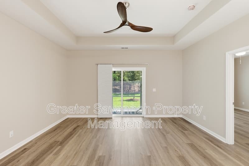 Pooler Townhome: 130 Danbury Court