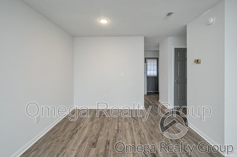 Columbiana Condo: 100 Egg And Butter Rd