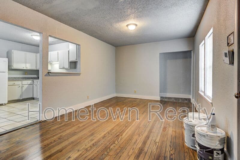 Oklahoma City House: 2114 N Bath Avenue