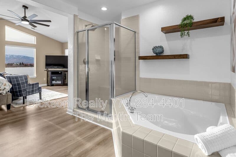 Sparks House: 1165 Harbour Cove Court