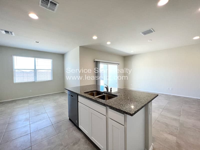 Casa Grande House: 1173 W Avalon Canyon Dr