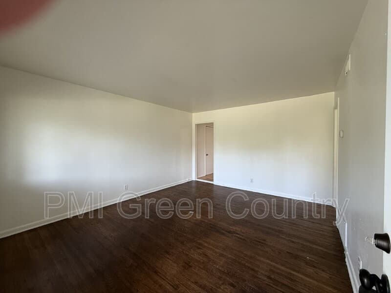 Tulsa House: 1547 E 51st St N