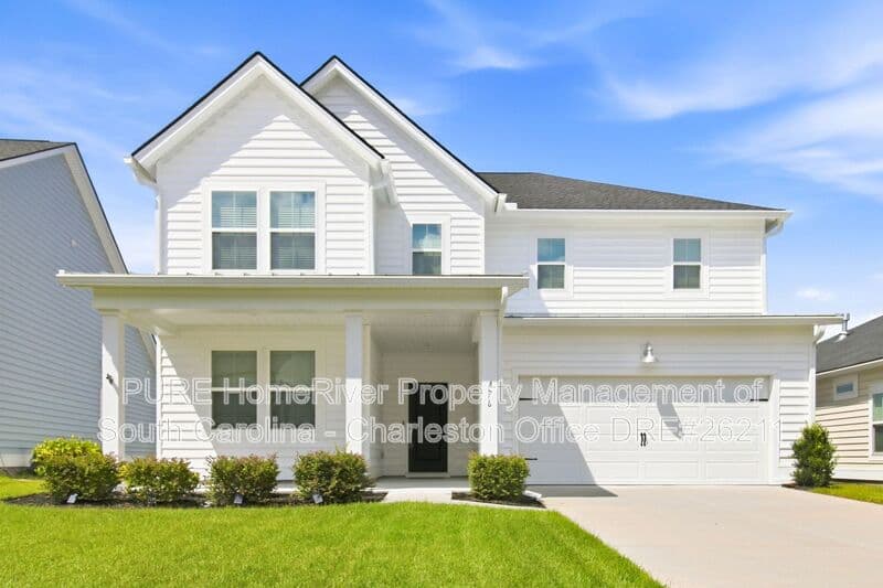 Summerville House: 476 Richfield Way