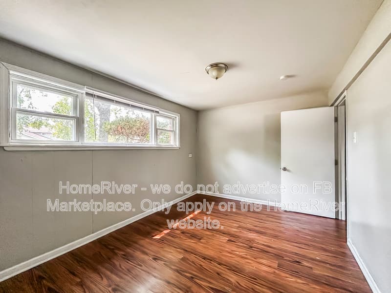 Country Club Hills House: 17849 John Ave