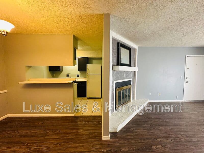 Oklahoma City Condo: 6034 NW Expressway