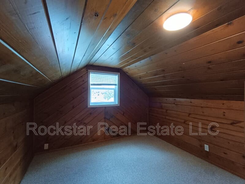 Spokane House: 6128 North Oak Street