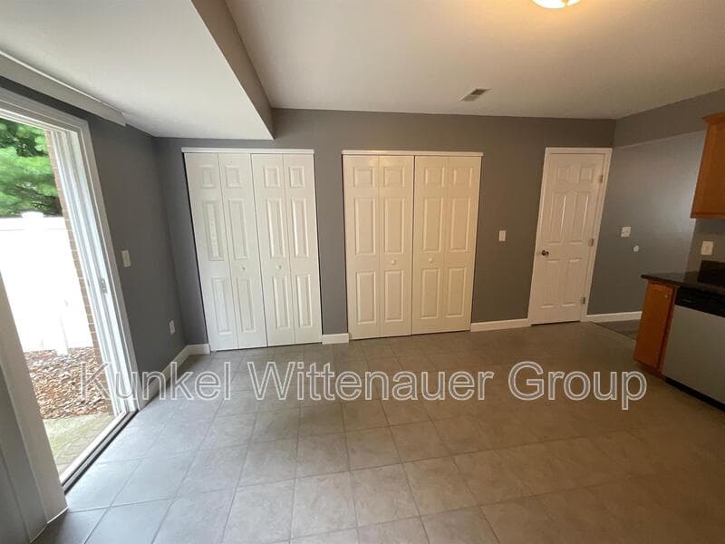 Mascoutah Condo: 704 Fountain View A-H