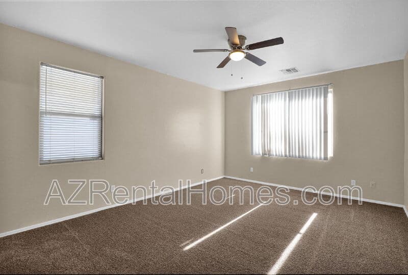 Laveen House: 6308 South 69th Glen