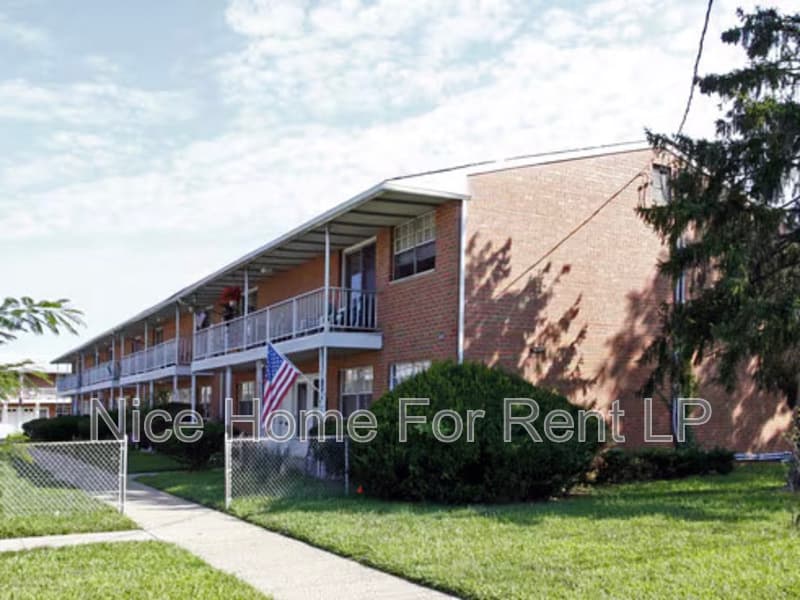 Riverside Condo: 429 Saint Mihiel Drive