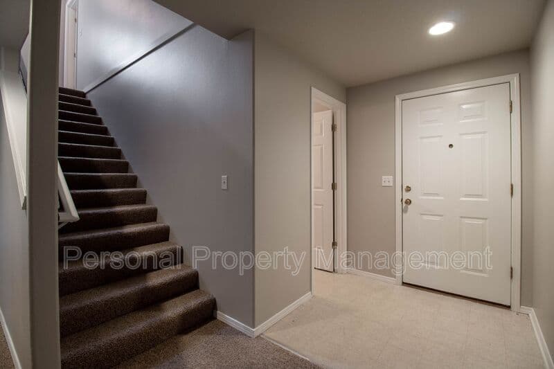 Vancouver House: 18817 SE 14th Way