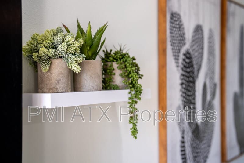 Austin Condo: 3806 Southridge Dr