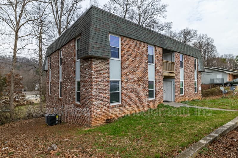Knoxville Condo: 2817 Colt Dr - 3
