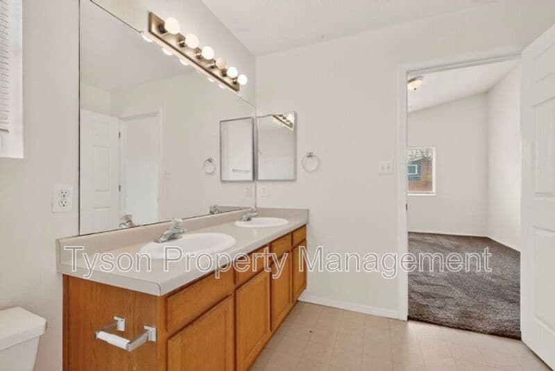 Rio Rancho House: 908 Bursum Ln