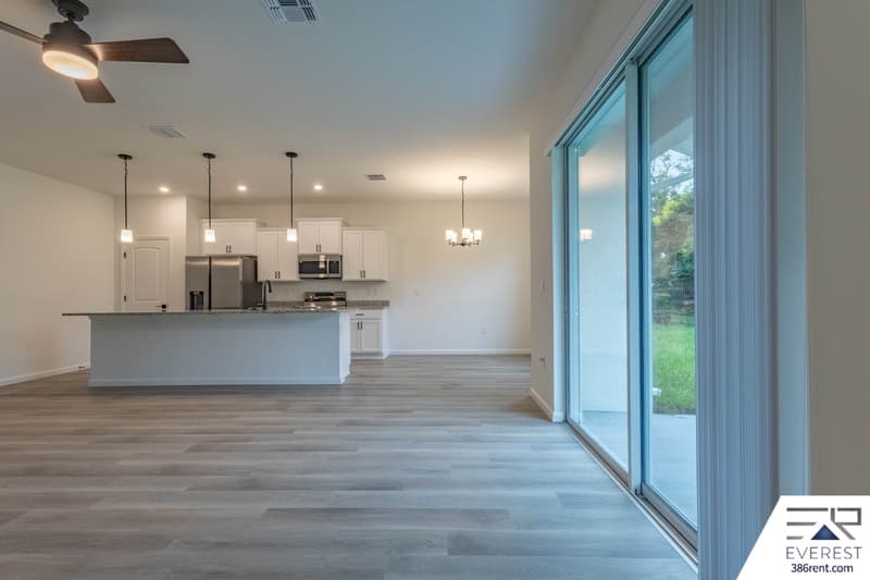 Palm Coast House: 30 Beckner Ln