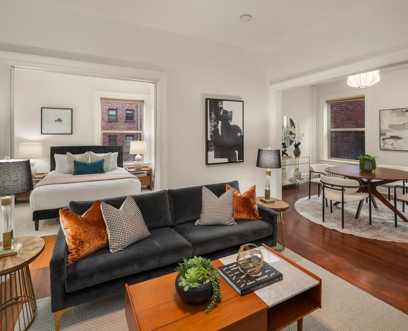 Seattle Condo: 129 Warren Ave N