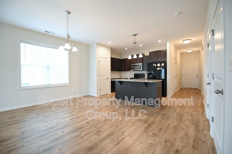 Clayton House: 113 Crawford Parkway