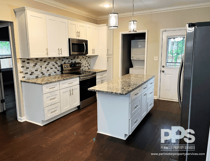 Atlanta House: 1010 Palmetto Ave SW